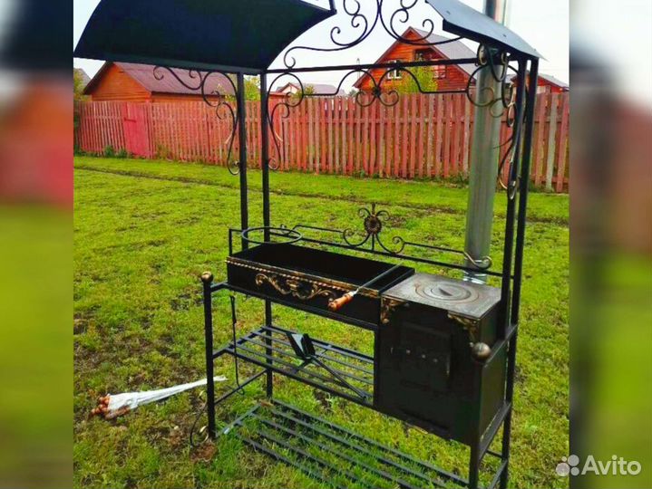 Мангал с крышей барбекю