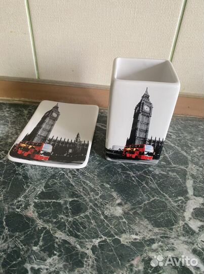 Мыльница и стакан для ванной комнаты