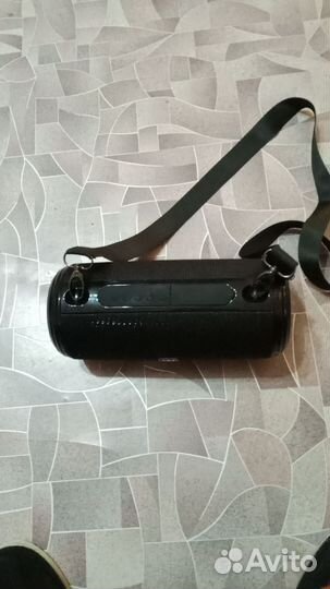 Блютуз колонка