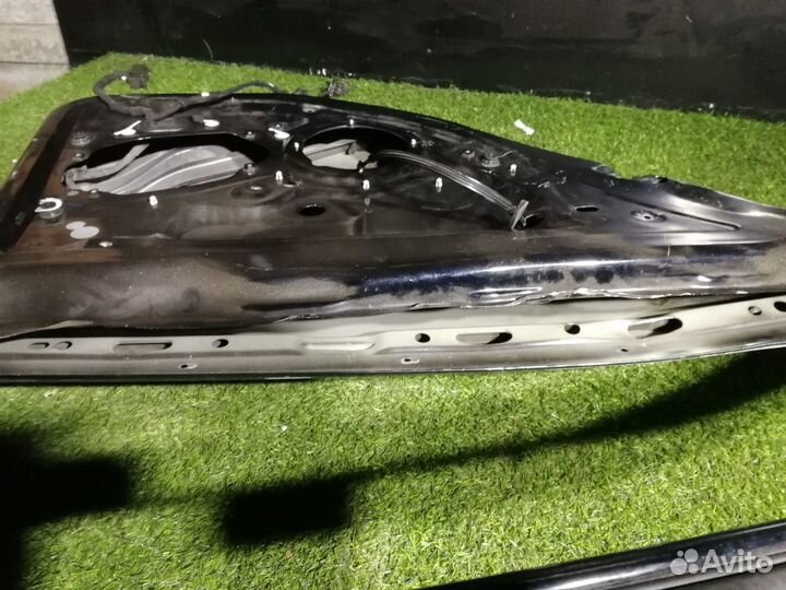 Дверь задняя левая Volkswagen Jetta голое железо