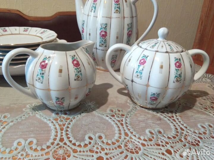 Кофейный сервиз из СССР. 1973 г. Фарфор, лфз