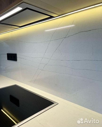 Кухонный гарнитур под заказ. Уугловой гарнитур