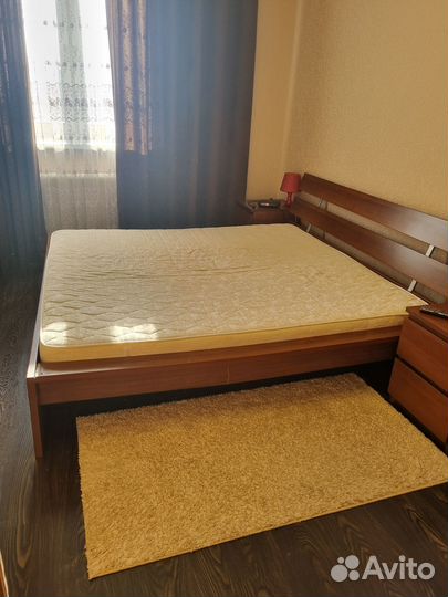 Кровать с матрасом бу