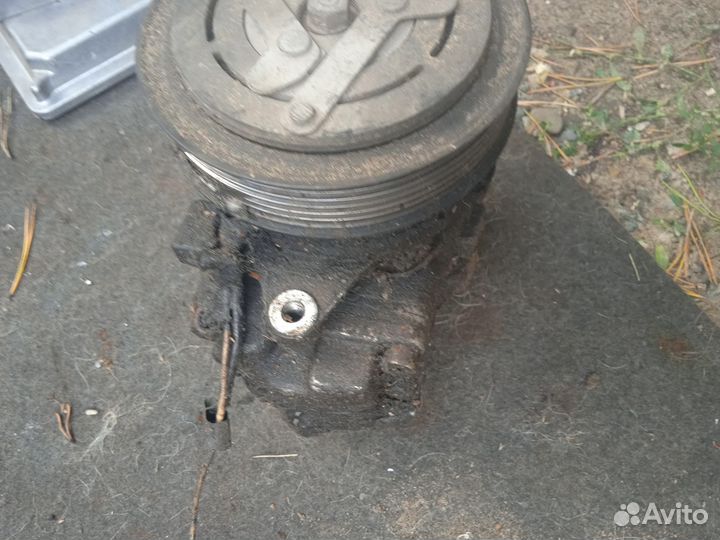 Компрессор кондиционера Volkswagen pointer 1.0