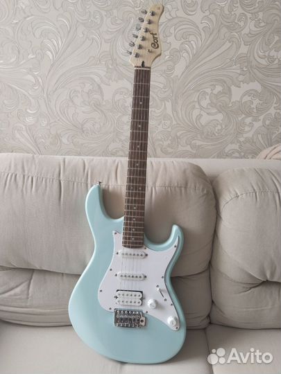 Cort G200-SKB новая с локовыми колками