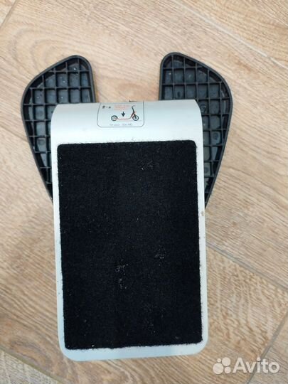 Подставка для ребенка на самокат