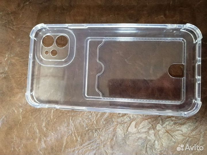 Чехол на iPhone 11