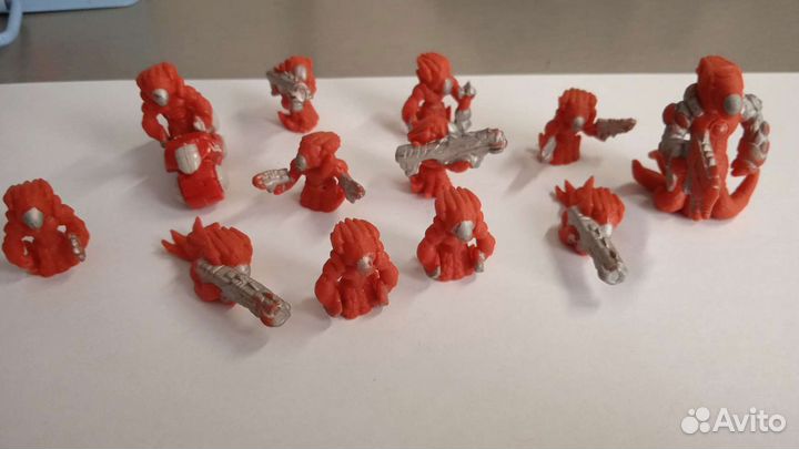 Фигурки Атомикрон