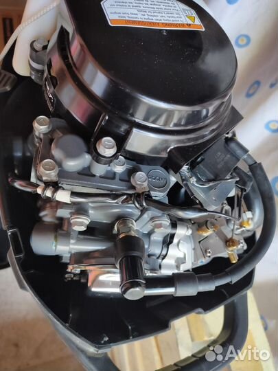 Продам лодочный мотор Suzuki 2.5