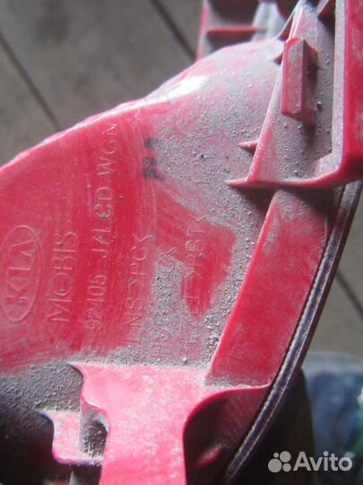 Фонарь задний в бампер левый Ceed 2018)