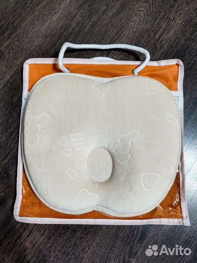 Подушка для новорожденных с эффектом памяти