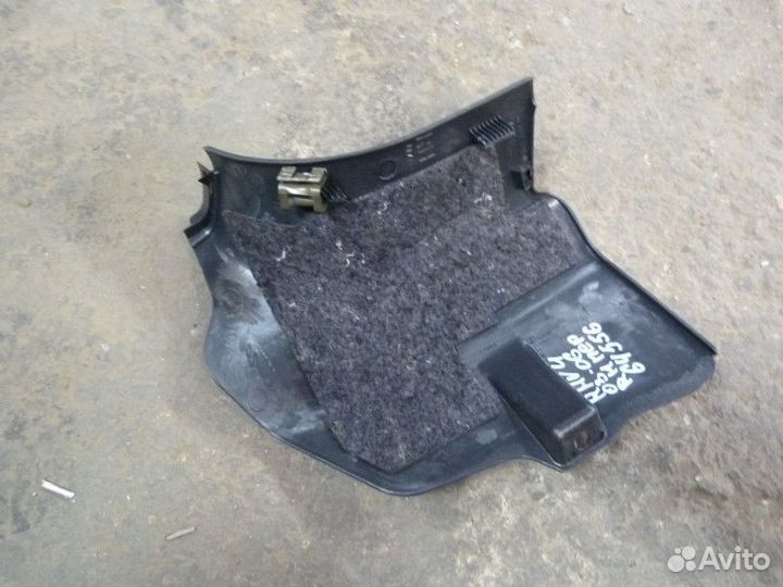 Накладка порога передняя правая Toyota RAV 4 2000