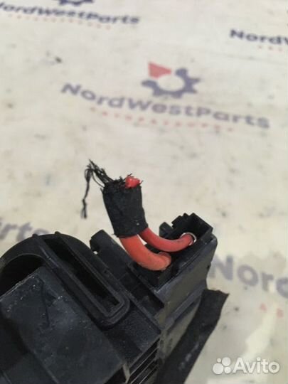 Блок предохранителей Mercedes-Benz W204 C180 седан