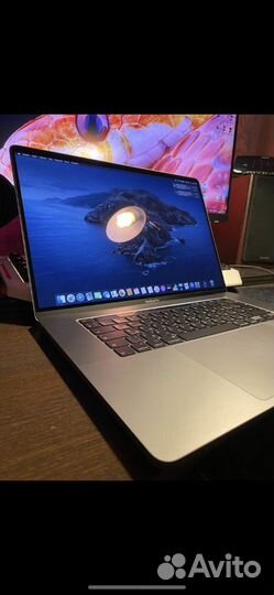 Ноутбук Macbook pro 16 A2141 i7/16/512