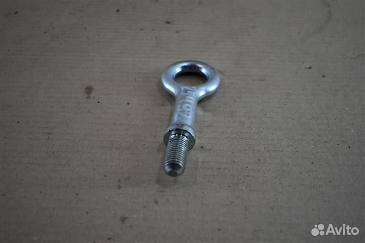 Буксировочный крюк Volvo C30 1 поколение B4164S3