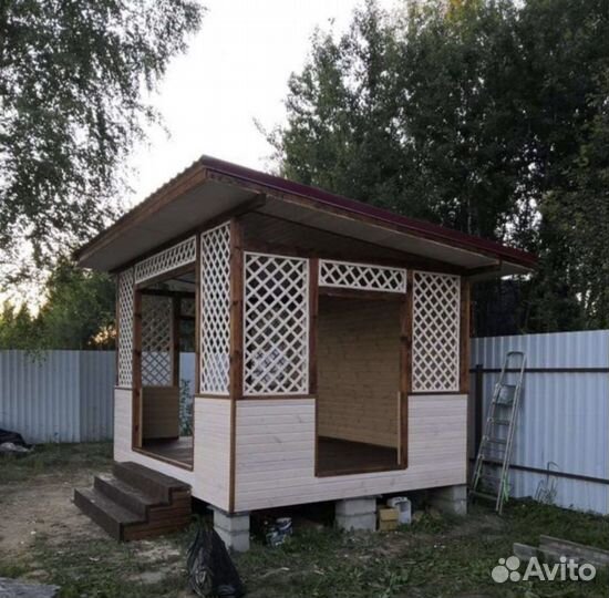 Бригада строителей