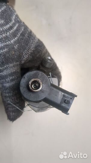 Форсунка топливная киа Sorento, 2003