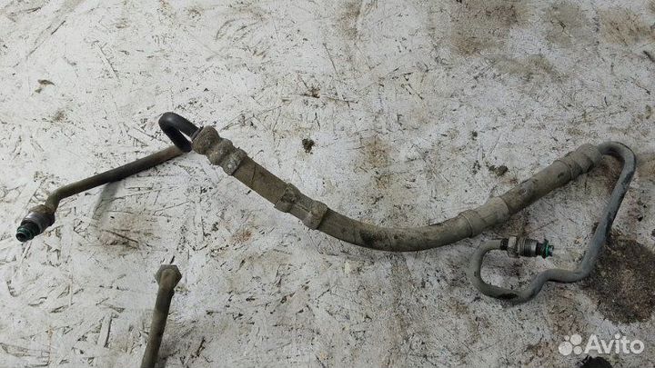 Трубка гур Opel Astra H 1.6 Z16XER 2011