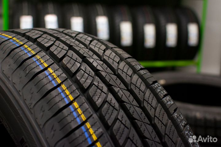 Goodride SU318 215/70 R16