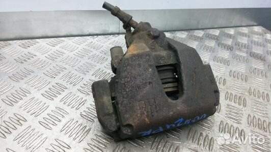 Суппорт тормозной передний правый ford focus 2 (UB