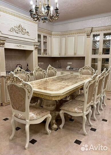 Комплект стол и стулья