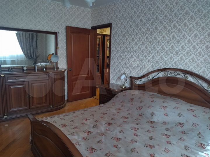 3-к. квартира, 74,2 м², 1/17 эт.