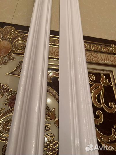 Карниз на кухонный гарнитур, плинтус