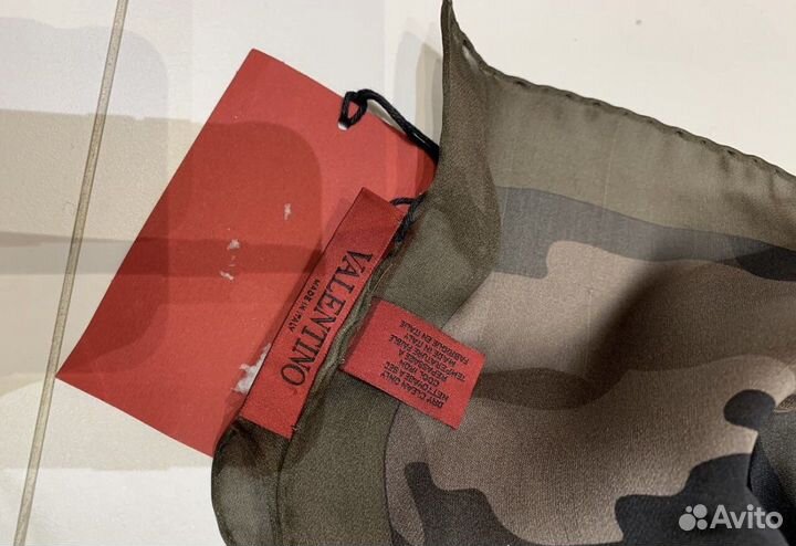 Шелковый платок шарф valentino камуфляж