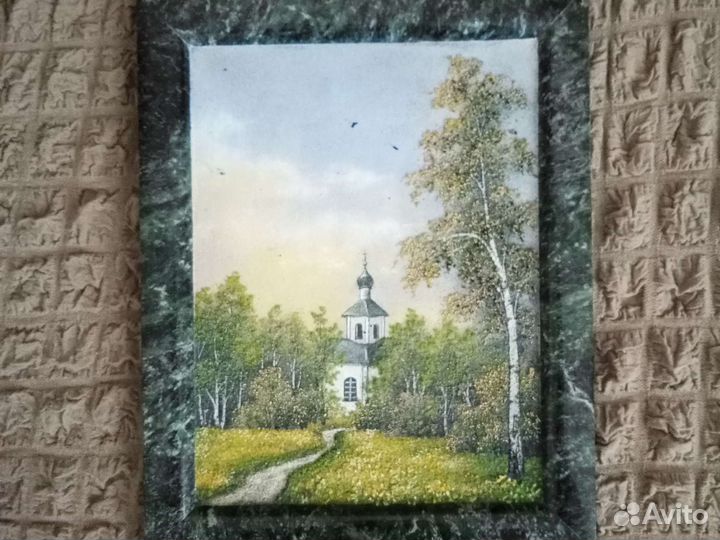 Панно из камня