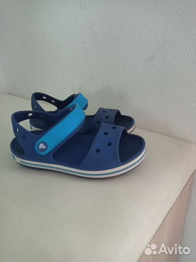 Сандалии crocs c11
