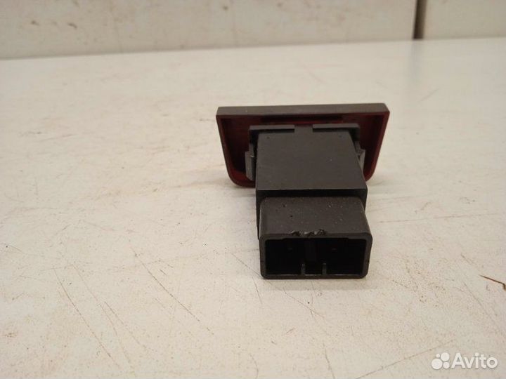 Кнопка аварийной сигнализации Hyundai Accent 1.5