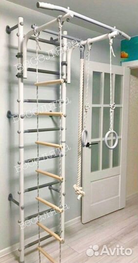 Шведская стенка. Турник. Детский уголок