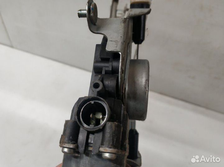 Стеклоподъемник задний левый Hyundai Solaris 1