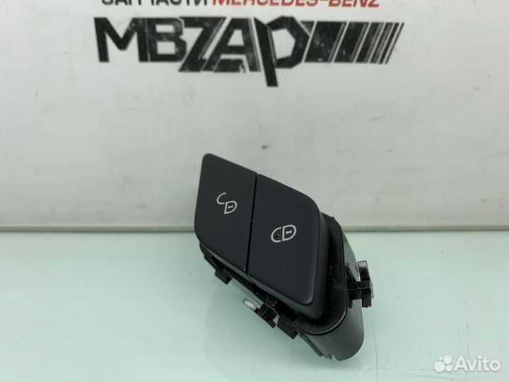 Кнопка центрального замка левая Mercedes W222