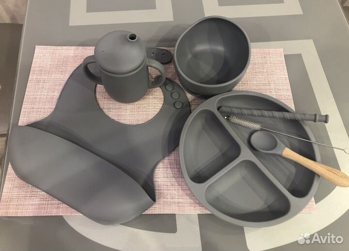 Силиконовая посуда для малышей