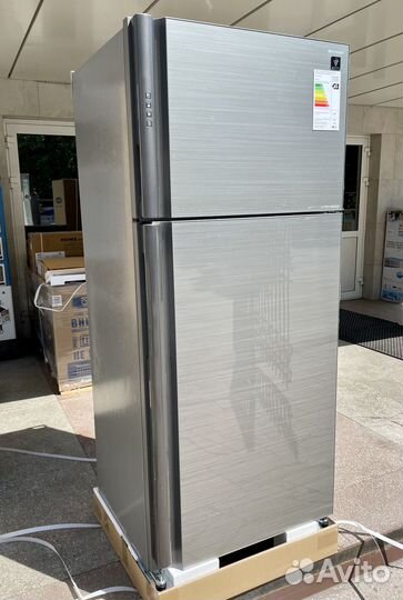 Холодильник Sharp 580 литров новый