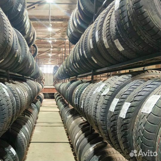 Toyo Observe Garit GIZ 225/45 R17