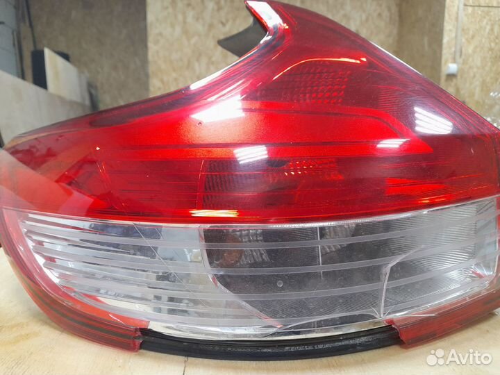 Задний левый фонарь лада х рей