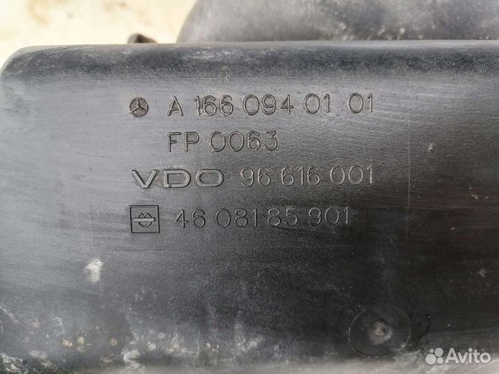 Корпус воздушного фильтра Mercedes a1660940101