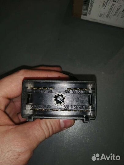 Переключатель света фар VW Polo 2009+