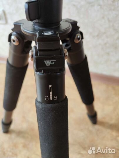 Штатив для фотоаппарата профессиональный