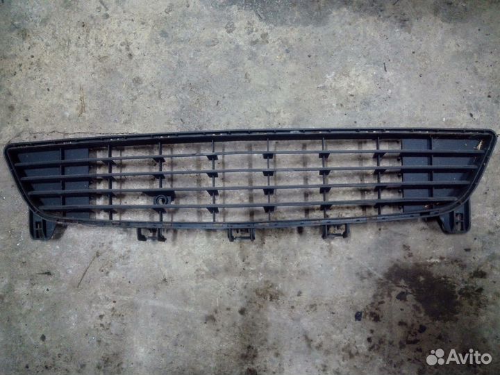 Решетка в бампер на Мерива А Рестайлинг