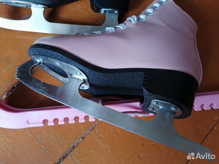 Коньки для девочки 36 размер