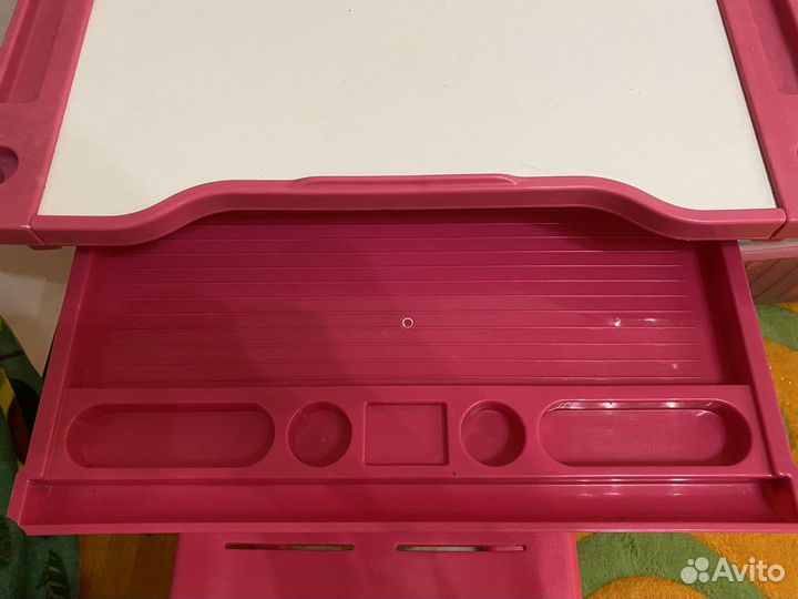 Детский стол и стул для школьника