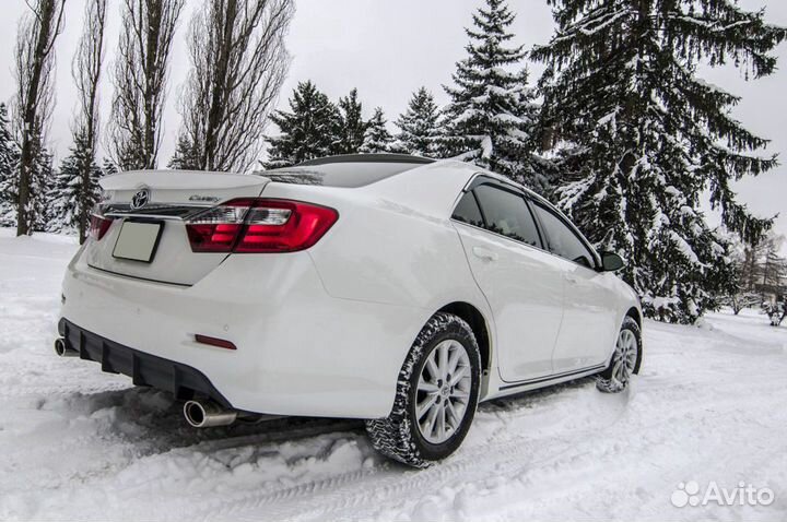 Накладка на бампер Toyota Camry XV50 (11-14) AR