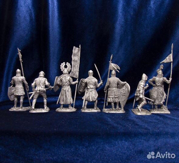 Оловянные солдатики 
