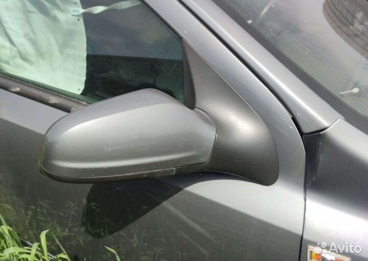 Зеркало правое Opel Astra H 2005-2011