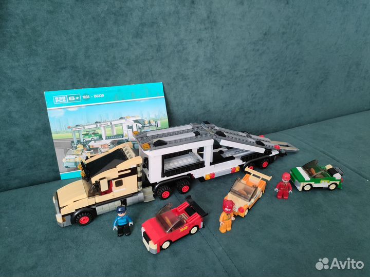 Конструктор Лего Сити автоперевозчик