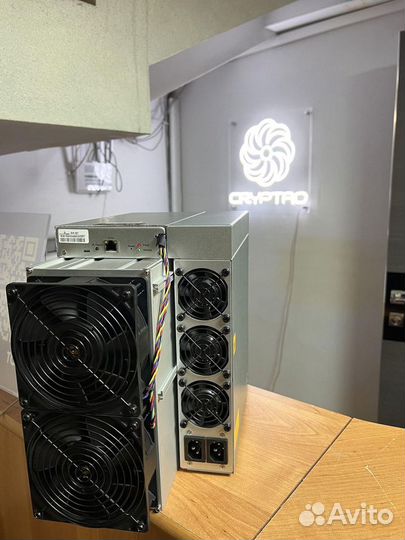 Асик AntMiner S19 90th