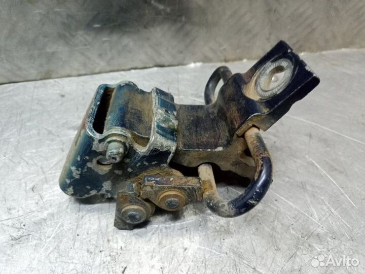 Петля двери задняя правая Audi 80 B3 NE 1986-1991
